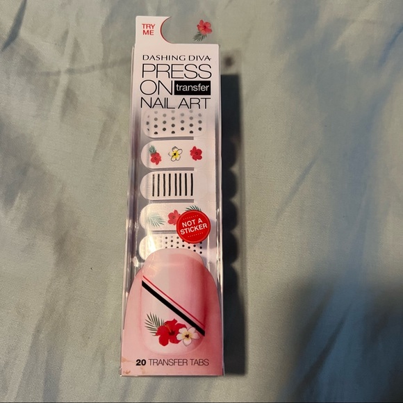 Dashing Diva Press-On Nail Art Transfers: Garden Party | Floral Polka Dot Black - Picture 4 of 8